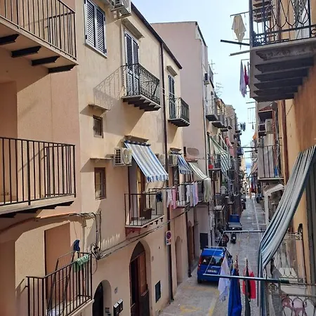 Esse Boutique Homes Apartment Cefalu