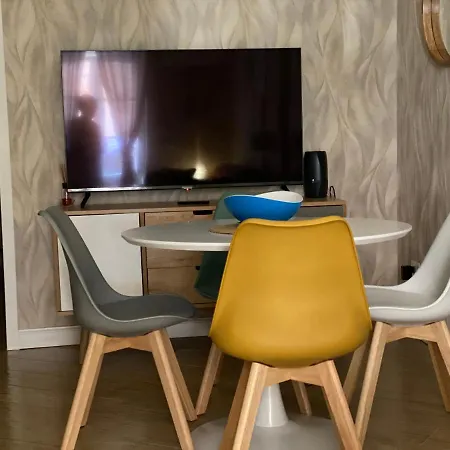 아파트 Esse Boutique Homes 체팔루